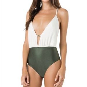 Salinas sexy one piece! Hotttt